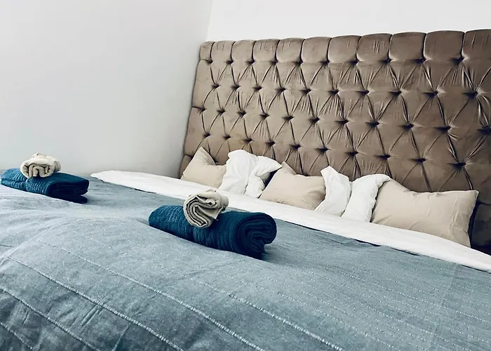 The Blue House וילה לרנקה