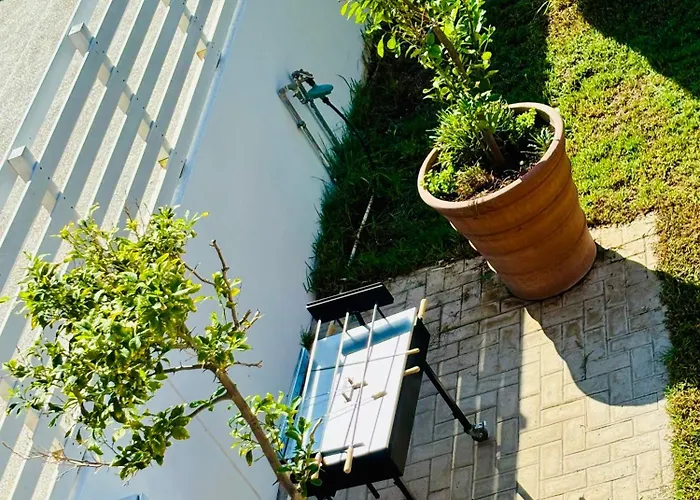 The Blue House לרנקה