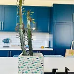 Villa The Blue House